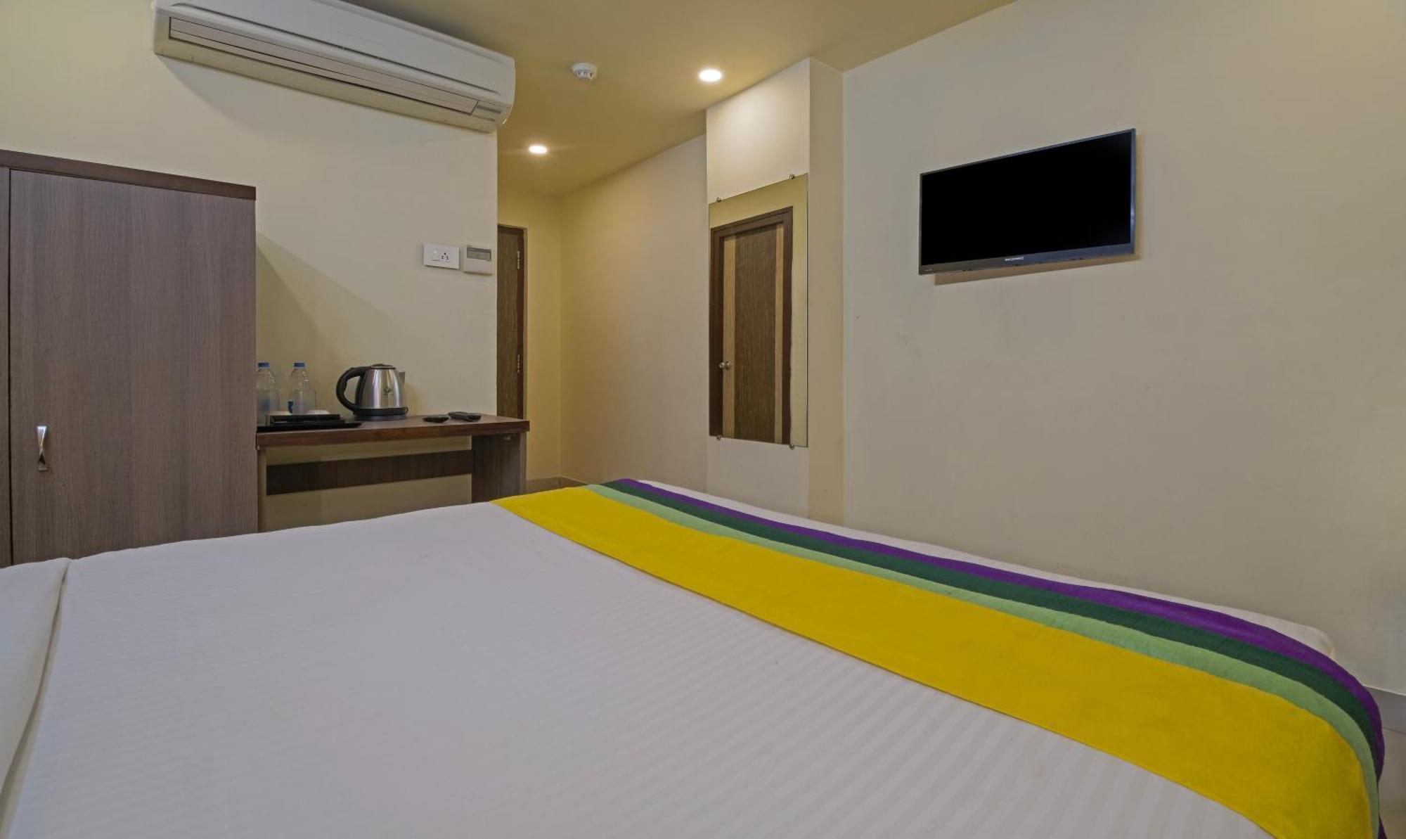 Itsy Hotels N Square Vijayawada Exterior photo